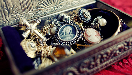 Vintage Jewels